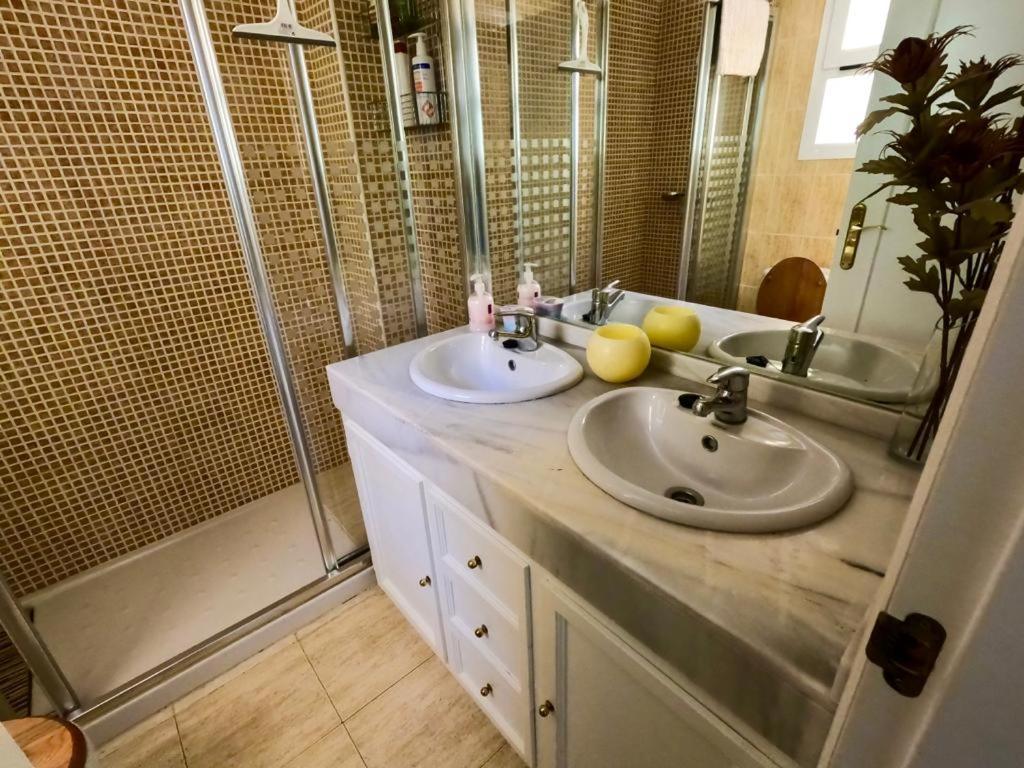 Comfy Apartment In The Heart Of The Costa Del Sol Sitio de Calahonda Exterior foto